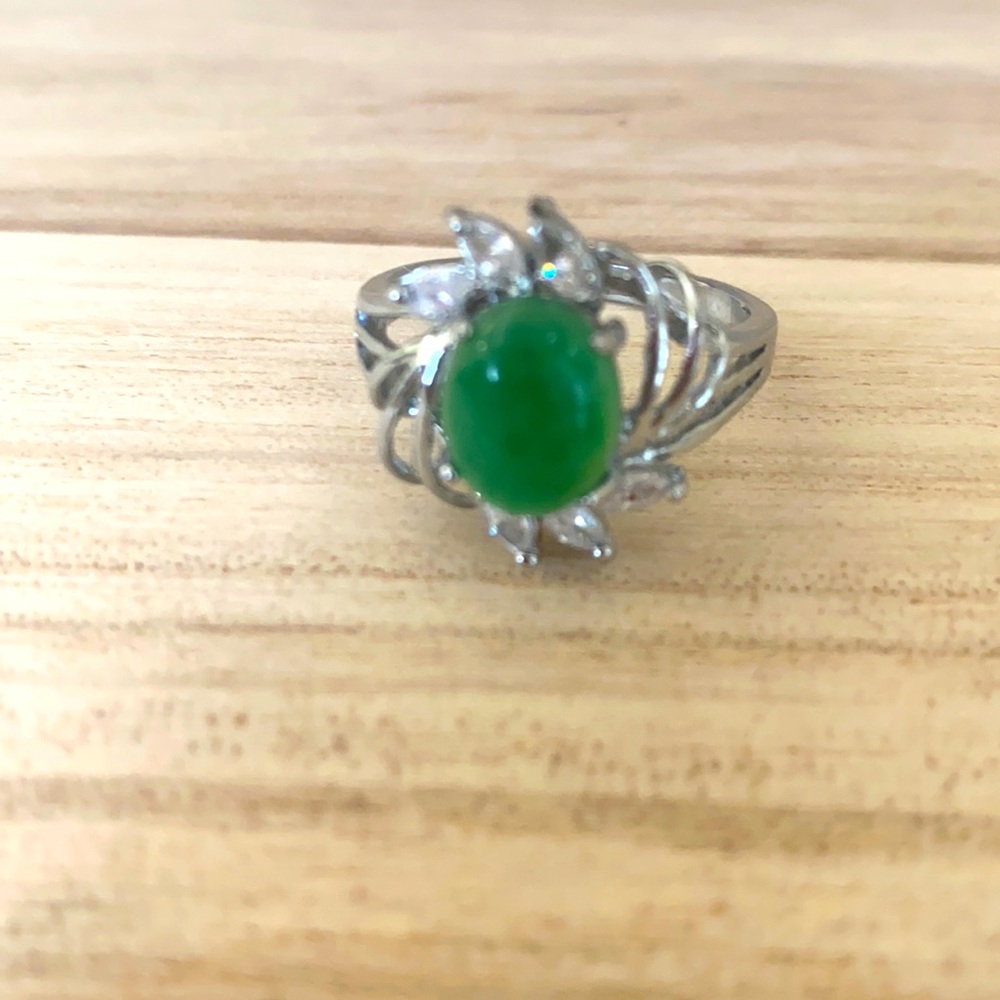 Gemstone ring. Natural jade ring. Lucky jade rings